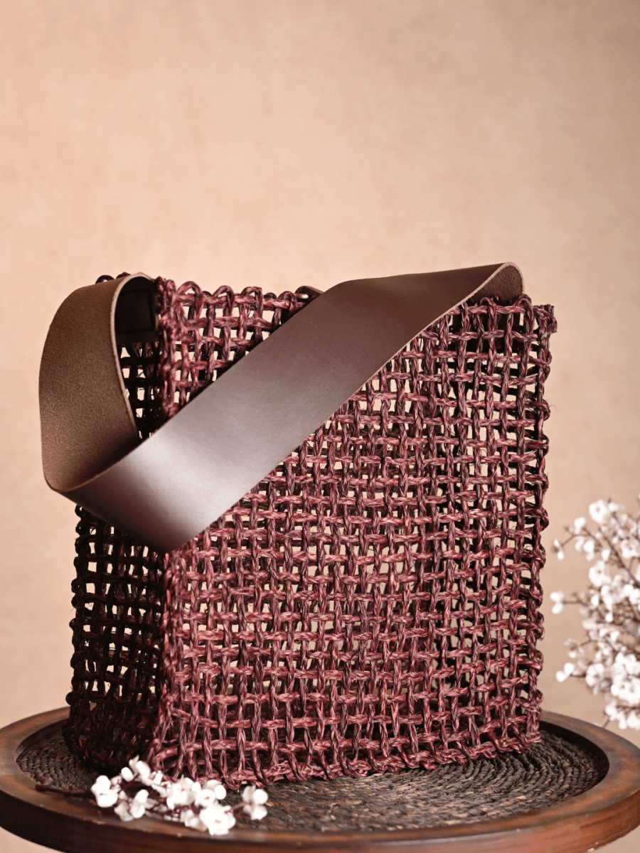 Handmade Sabai Grass Uno Mesh Bag - Brown