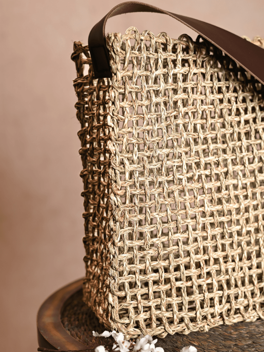 Handmade Sabai Grass Uno Mesh Bag - Natural