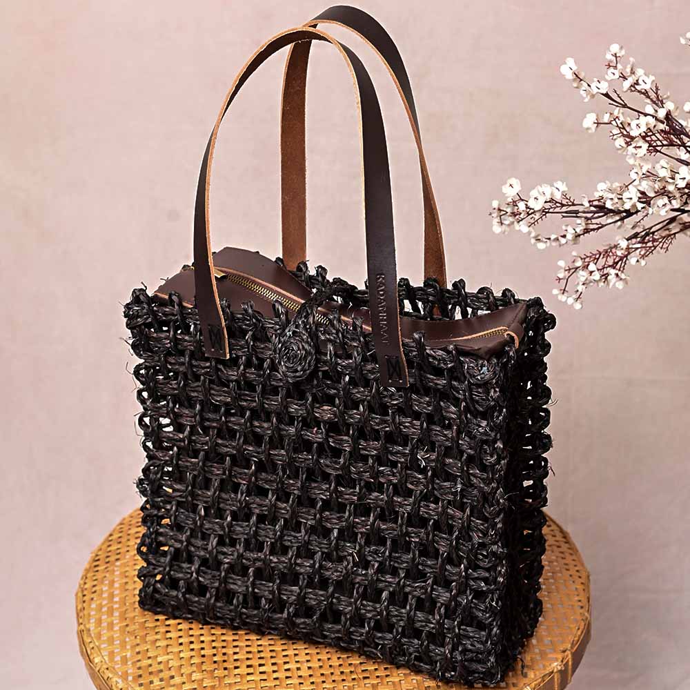 Sabai Mesh Luxe Carry Bag - Black